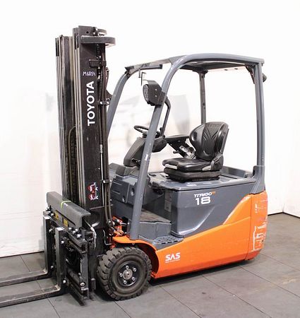 RM6854