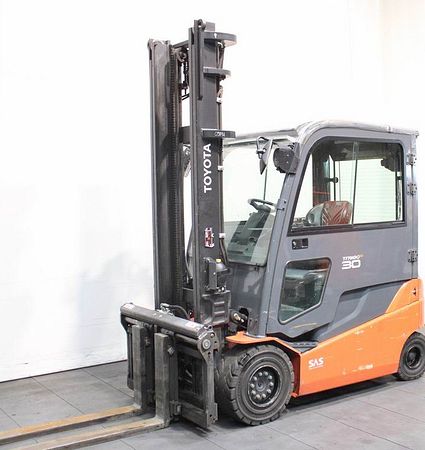 RO9841