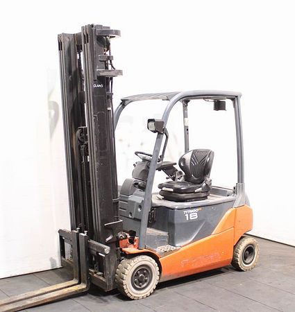 RQ1143