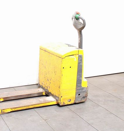RQ7946
