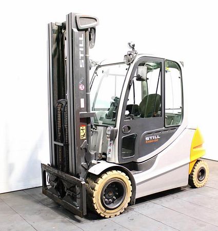 RS3422