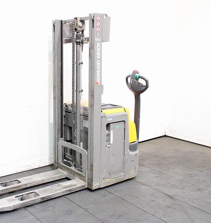 RV9001