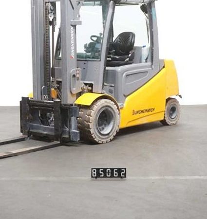 T85062