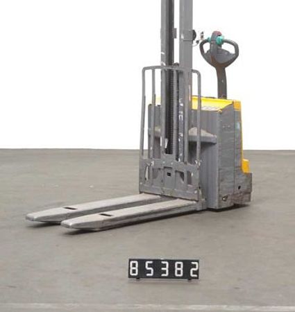 T85382