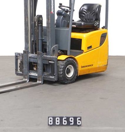 T88696