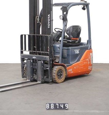 T88749