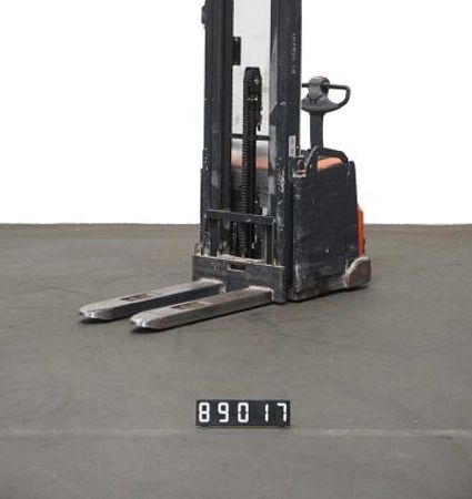 T89017