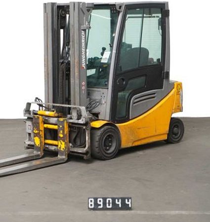 T89044