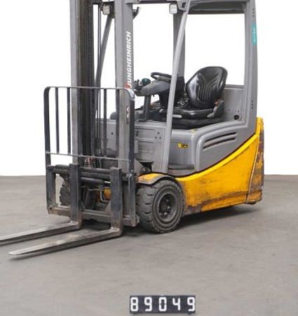T89049