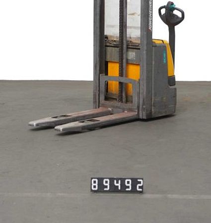 T89492